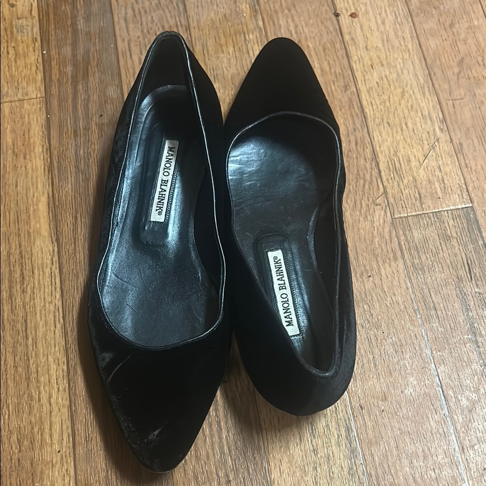 Manolo Blahnik Black Flats Velvet Pointed Toe - Picture 9 of 10